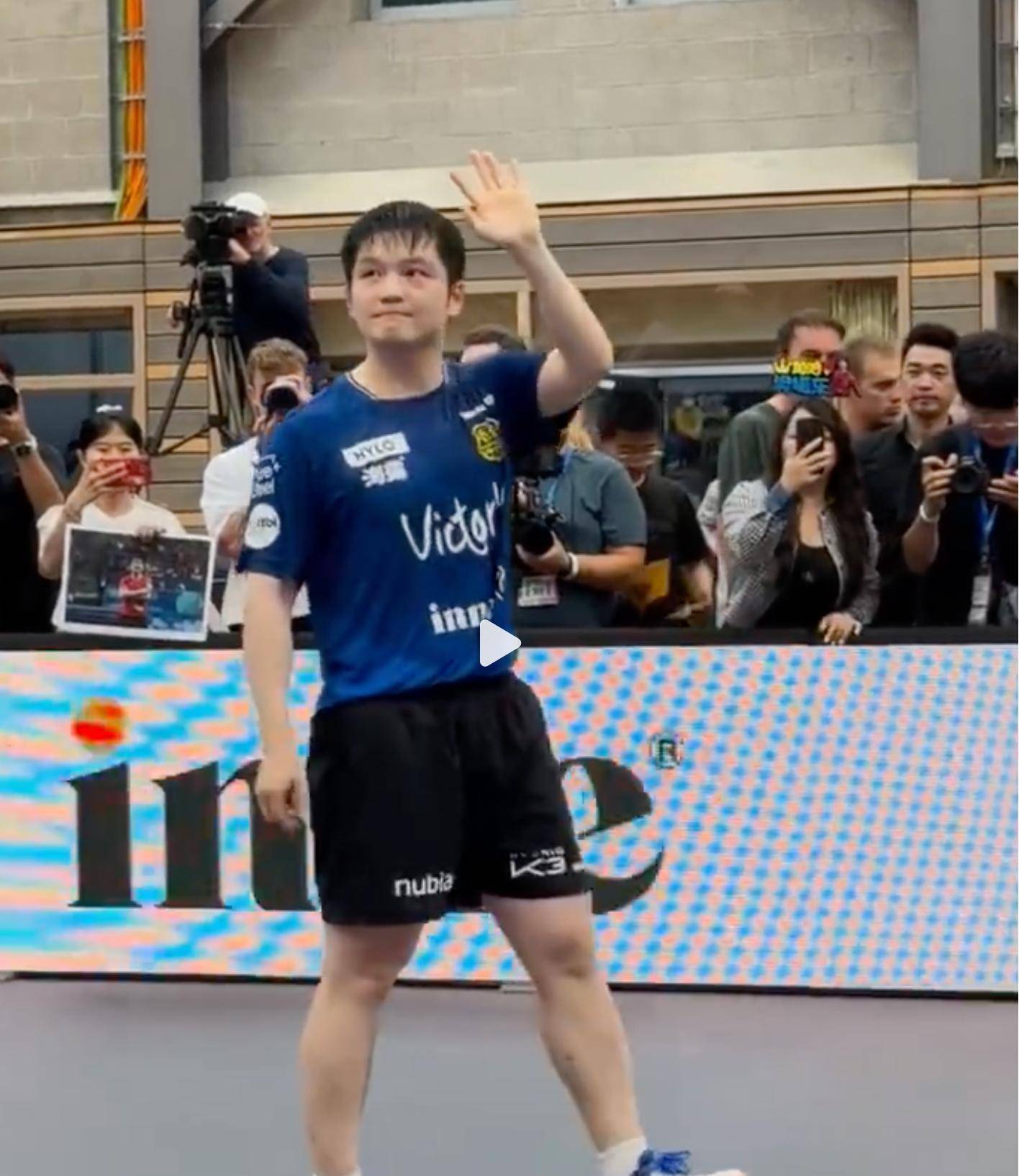 与此同时 与此同时