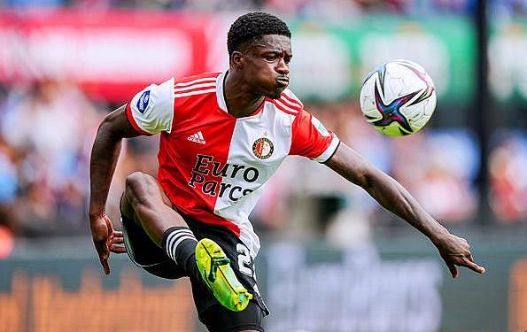 进行对比 进行对比