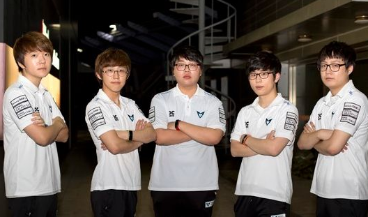 与正赛的